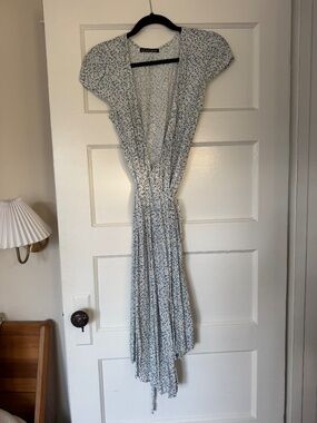 Brandy Melville floral wrap dress